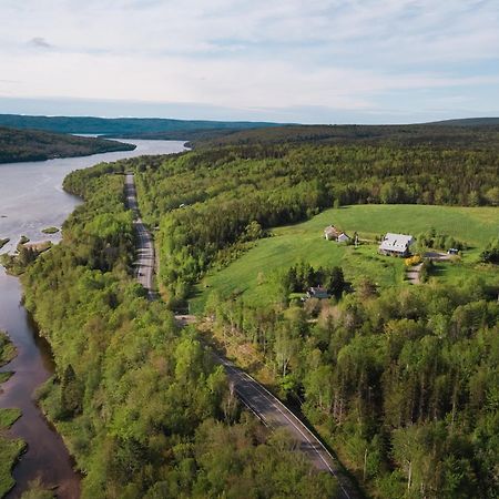 Chanterelle Inn & Cottages Baddeck Inlet Eksteriør bilde