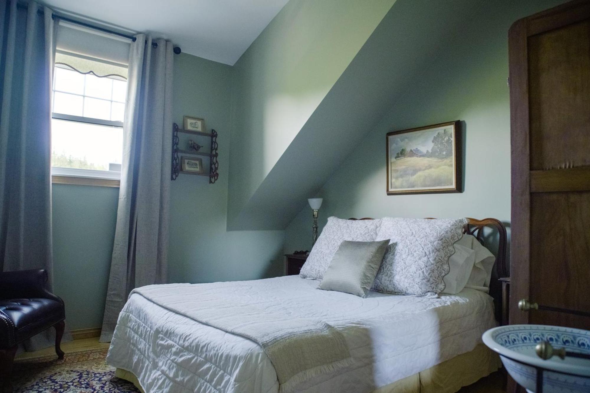 Chanterelle Inn & Cottages Baddeck Inlet Eksteriør bilde