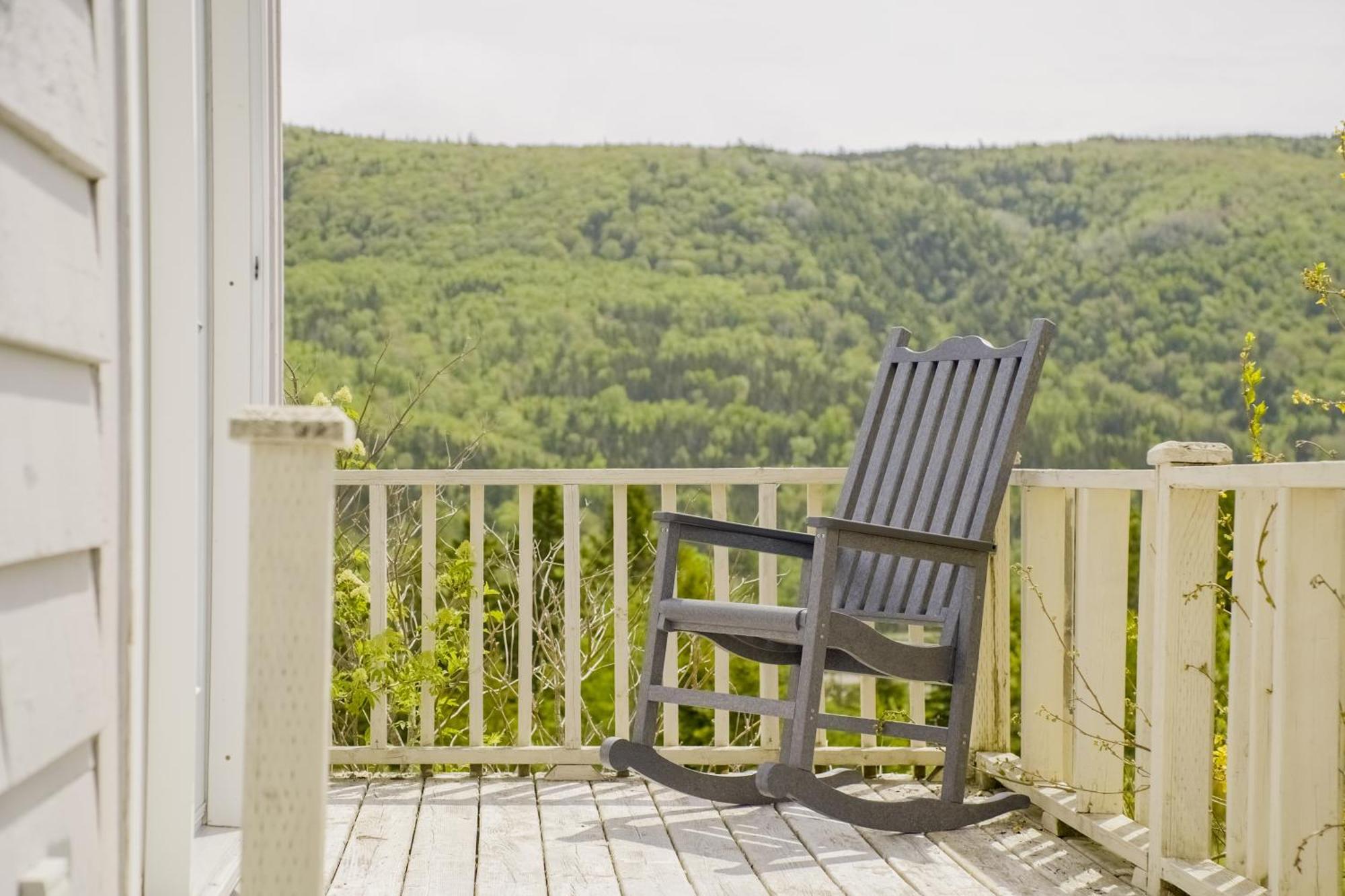 Chanterelle Inn & Cottages Baddeck Inlet Eksteriør bilde